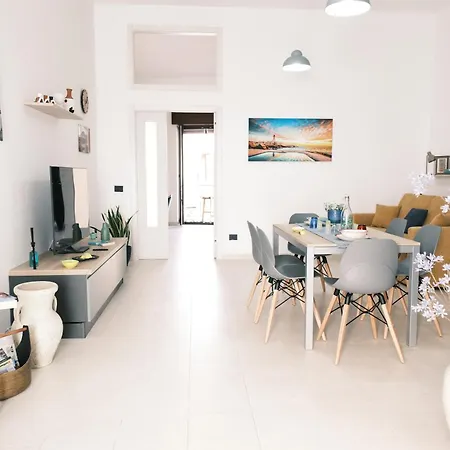 Apartment Domus Urbana - *