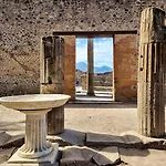 Domus Urbana -