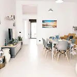 Apartment Domus Urbana - *